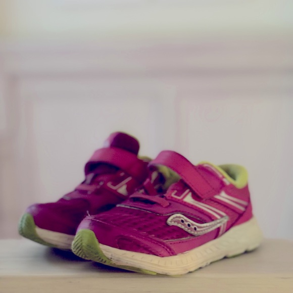 Stride Rite size 7 - Picture 2 of 2